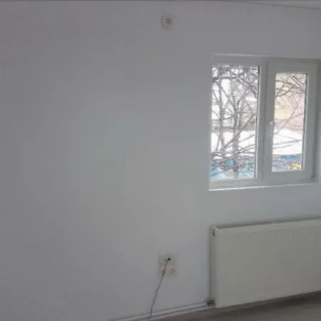 Konukevi Luk Bükreş